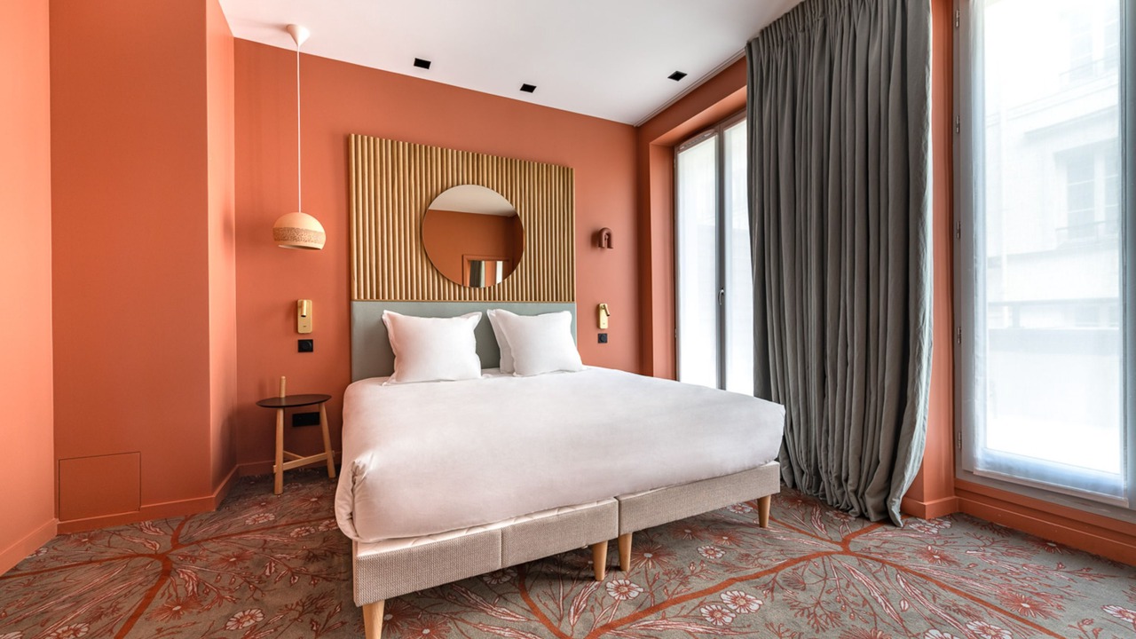 Photo of Bedroom in 8th Arrondissement