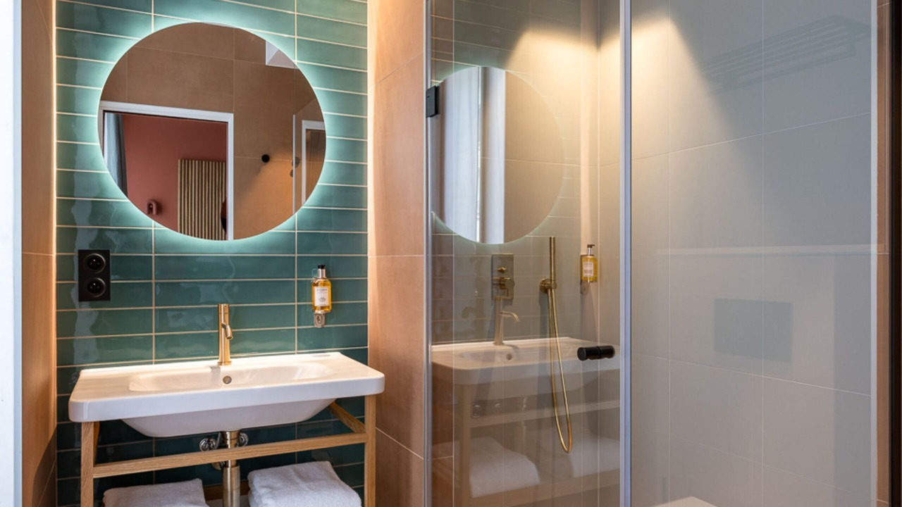 Photo of Bathroom in 8th Arrondissement