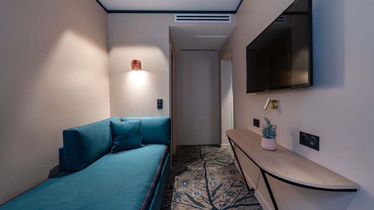 Photo of Bedroom in 8th Arrondissement