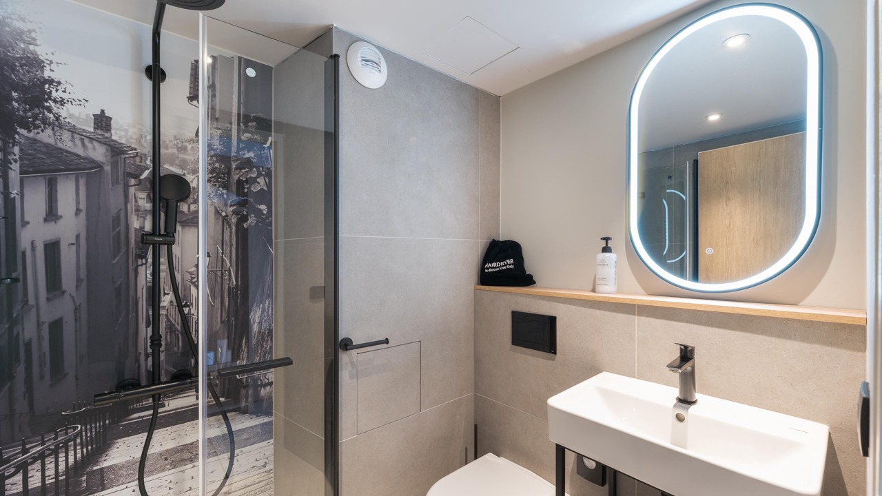 Photo of Bathroom in Bron