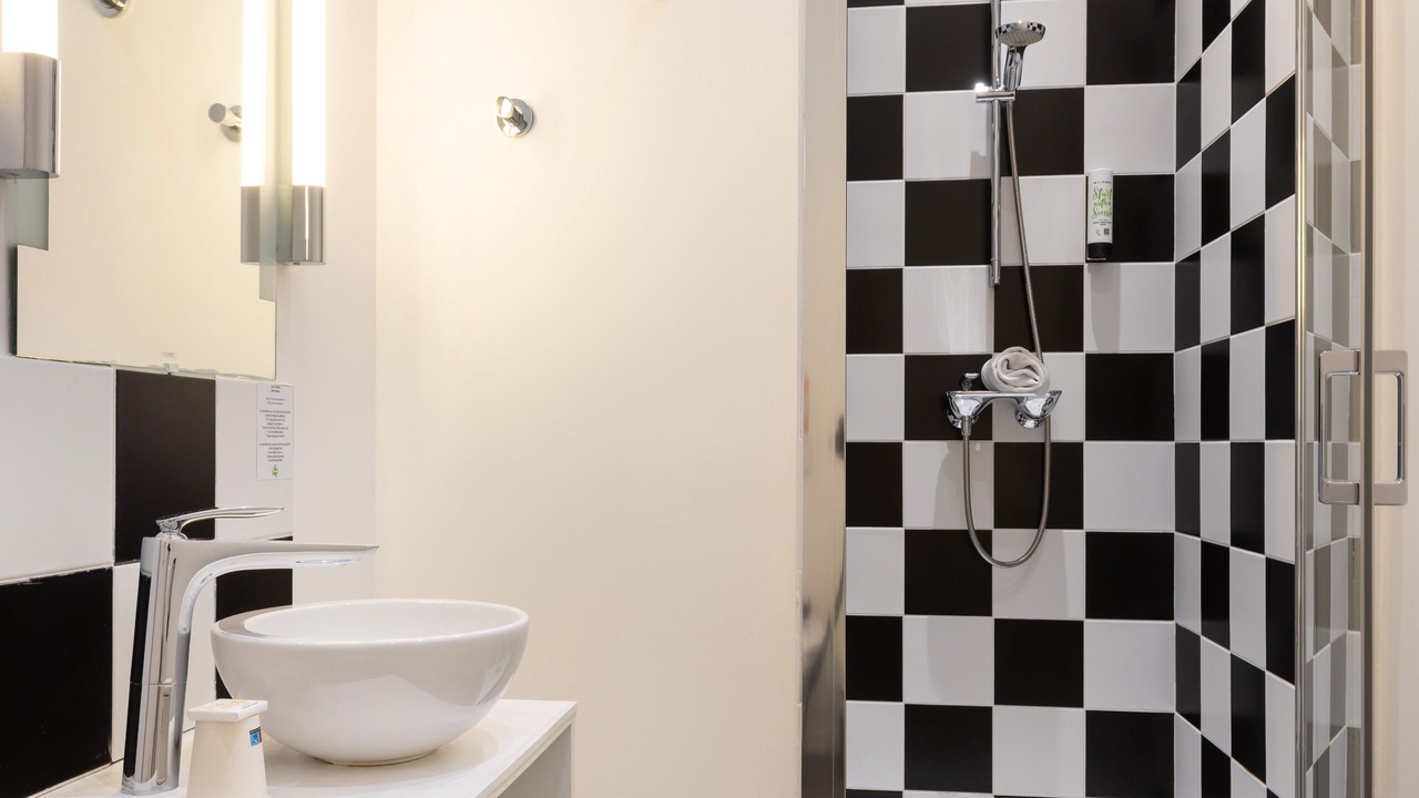 Photo of Bathroom in Lepante Quarter