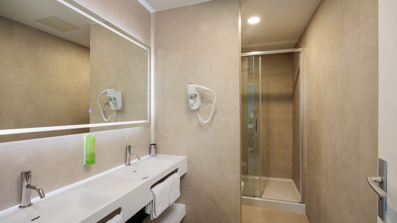 Photo of Bathroom in Lepante Quarter