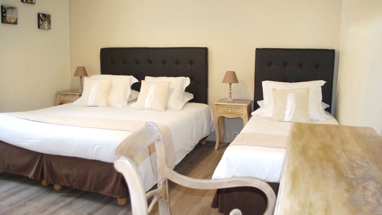 Photo of Bedroom in Avignon City Centre