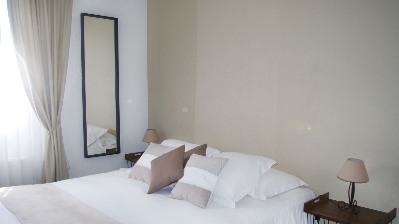 Photo of Bedroom in Avignon City Centre