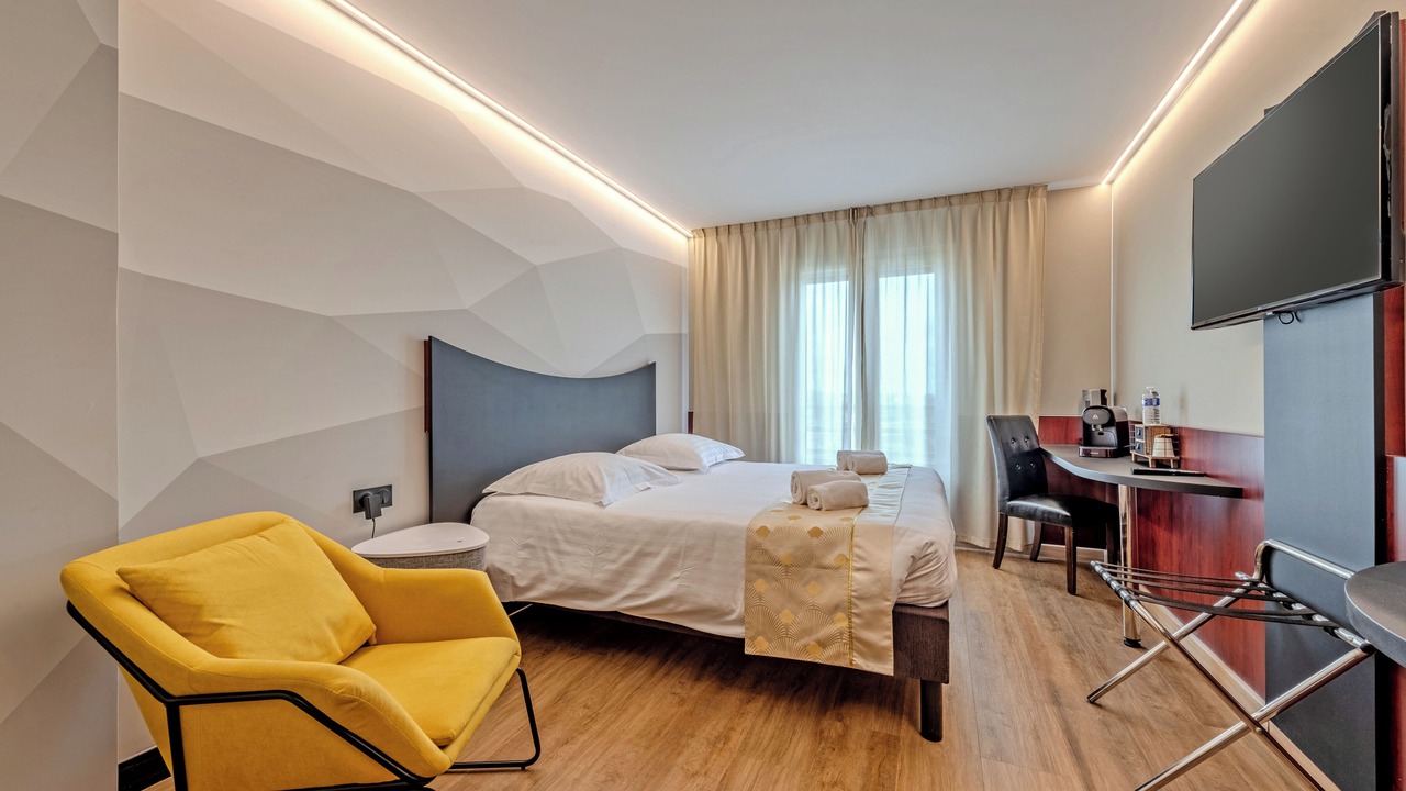 Photo of Bedroom in Downtown