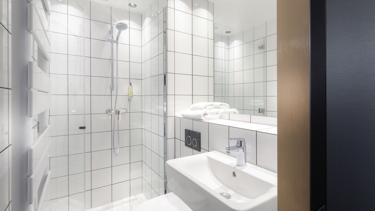 Photo of Bathroom in 10th Arrondissement