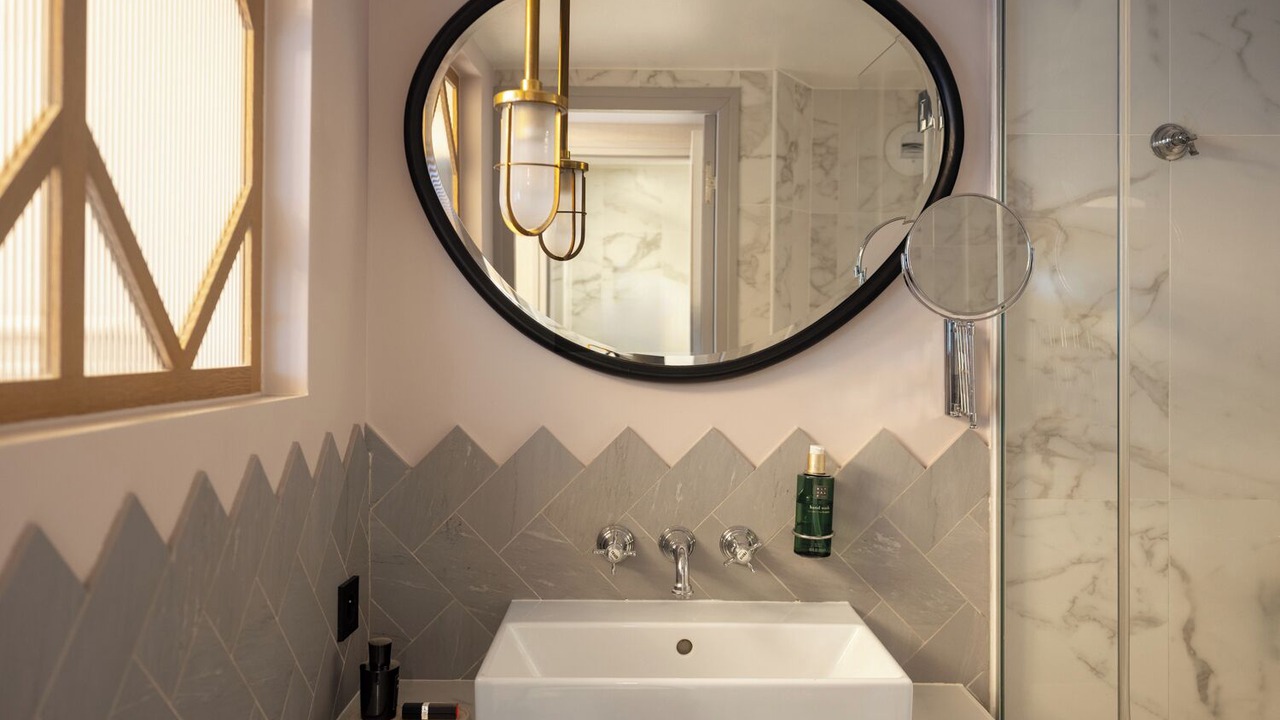 Photo of Bathroom in Les Halles