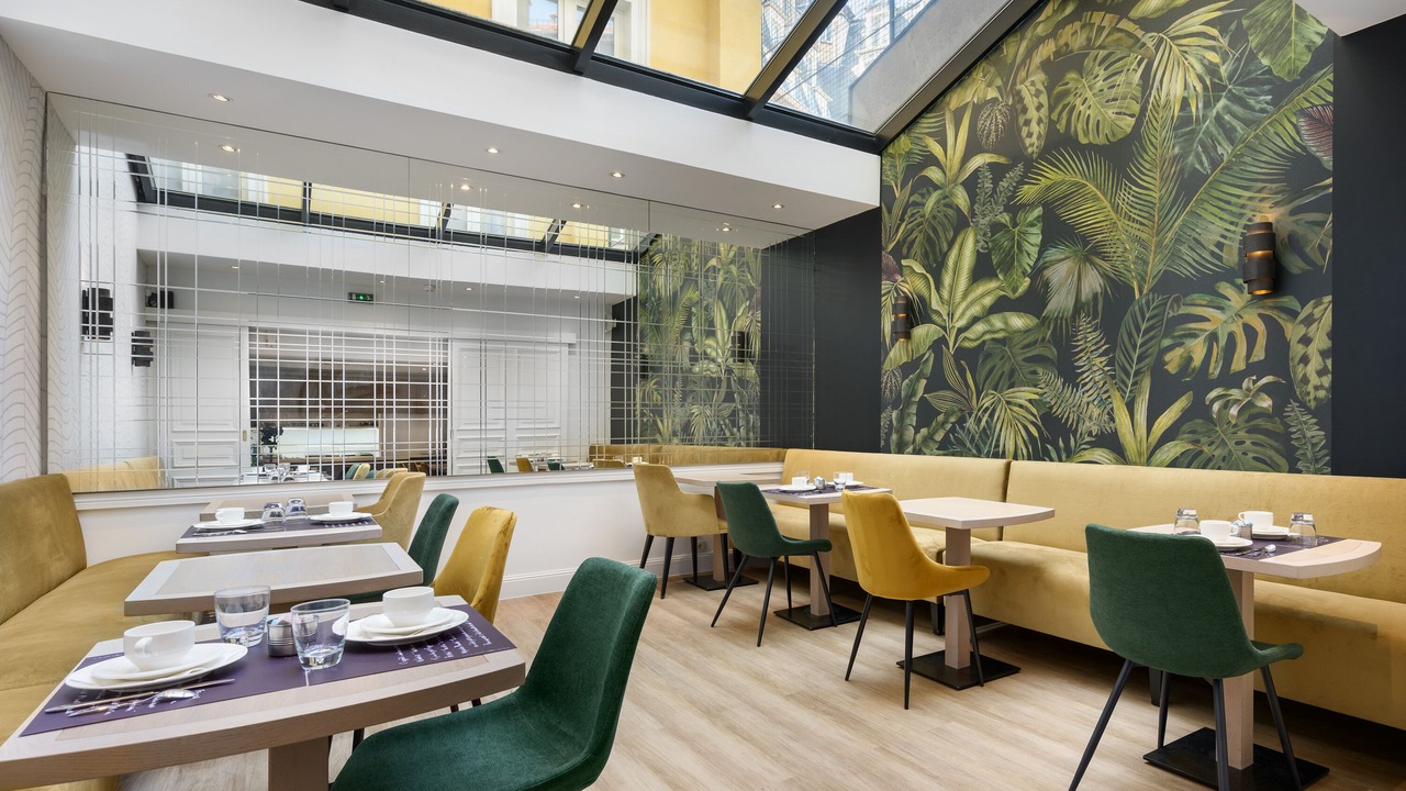 Photo of Others in Montparnasse