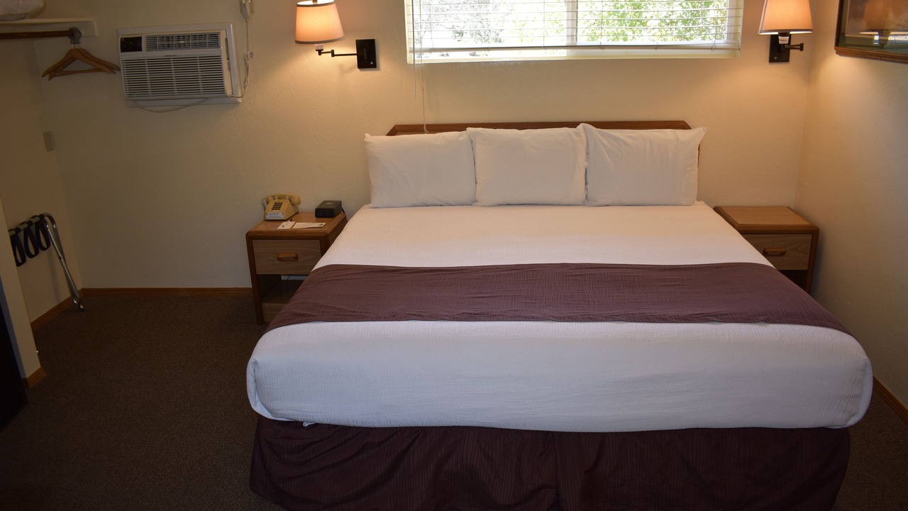 Photo of Bedroom in Three Rivers