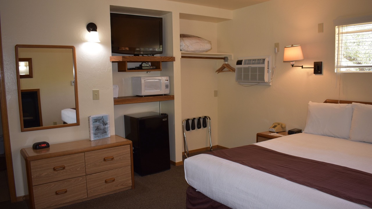 Photo of Bedroom in Three Rivers