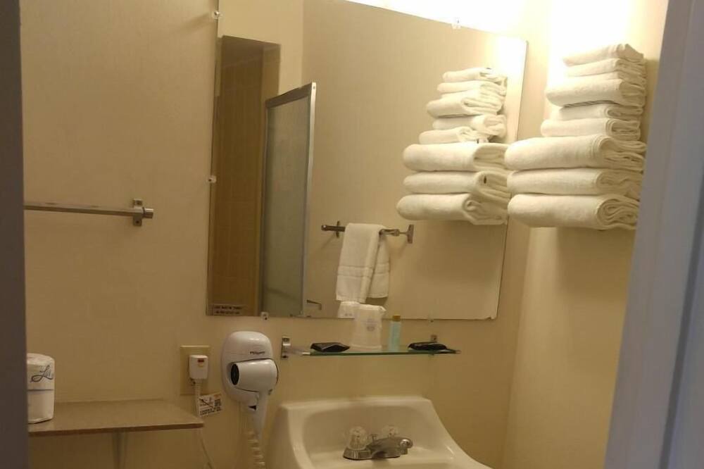 Photo of Bathroom in North Platte