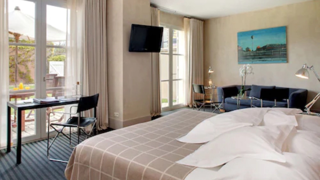 Photo of Bedroom in Pauillac