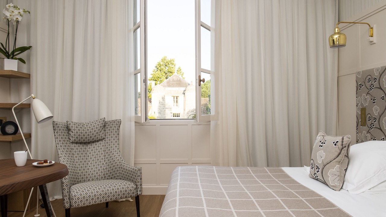 Photo of Bedroom in Pauillac