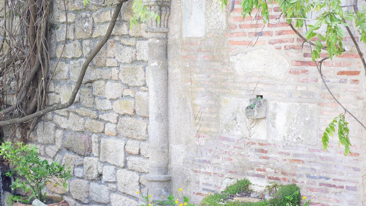 Photo of Patio Balcony in La Roche-Bernard