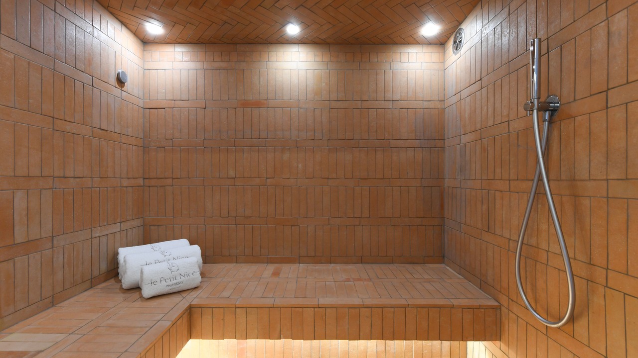 Photo of Bedroom in Endoume