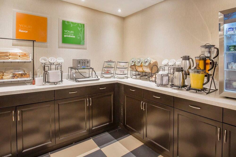 Photo of Others in Banff Trail