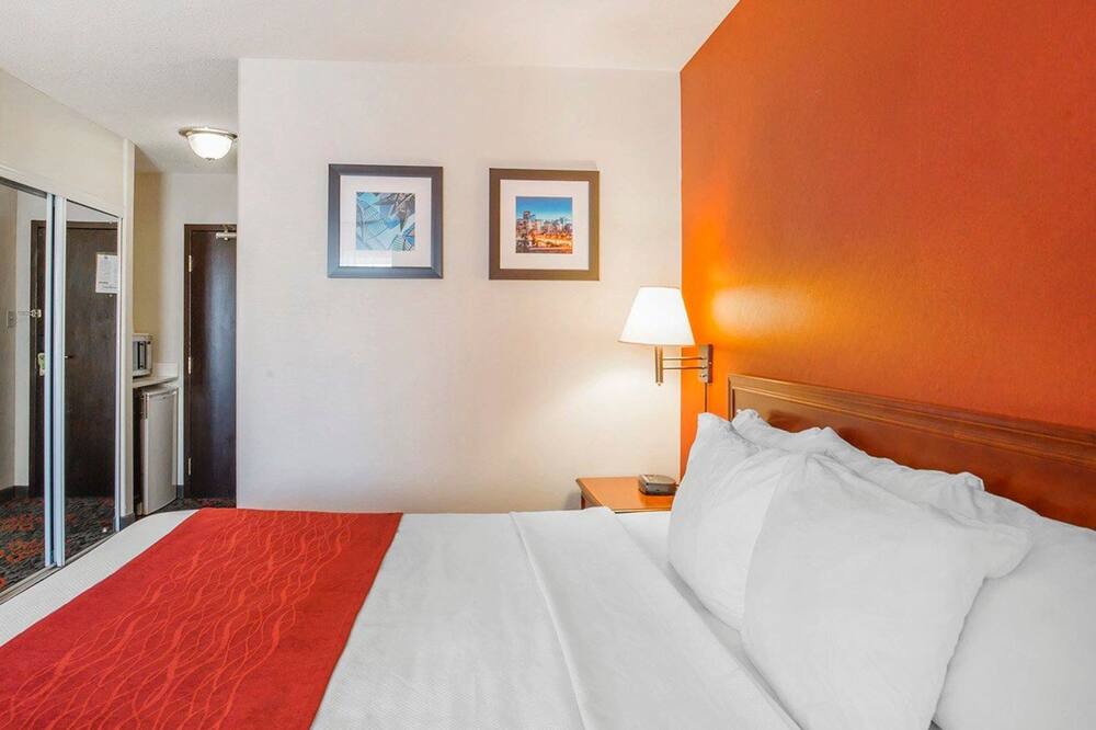 Photo of Others in Banff Trail