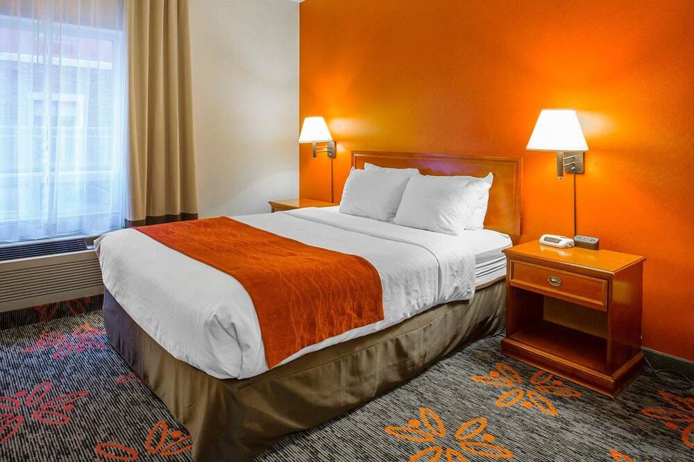 Photo of Others in Banff Trail