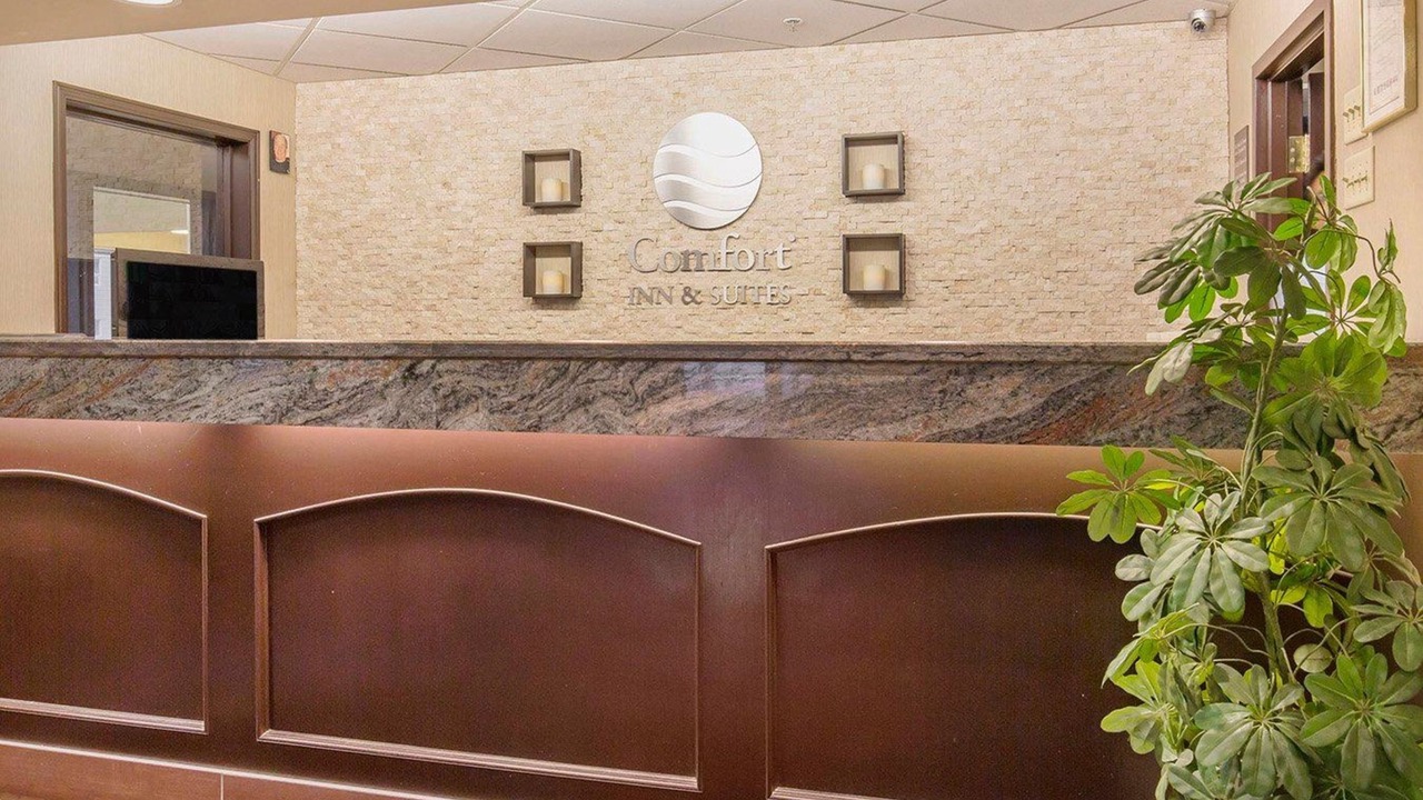 Photo of Others in Banff Trail