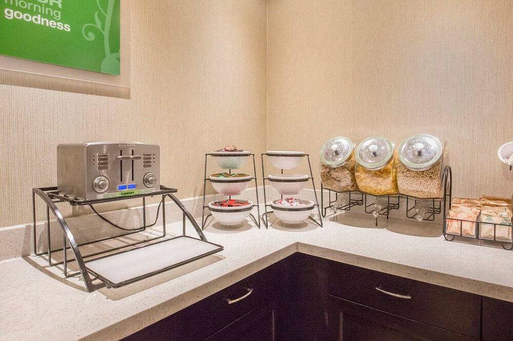 Photo of Others in Banff Trail