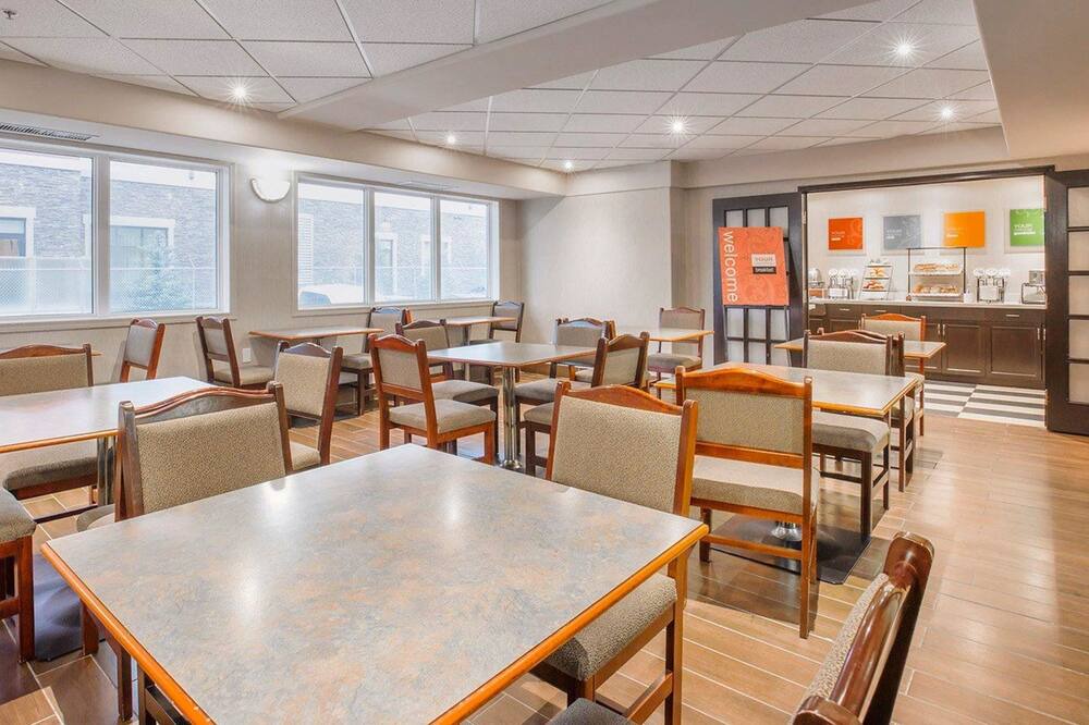 Photo of Others in Banff Trail