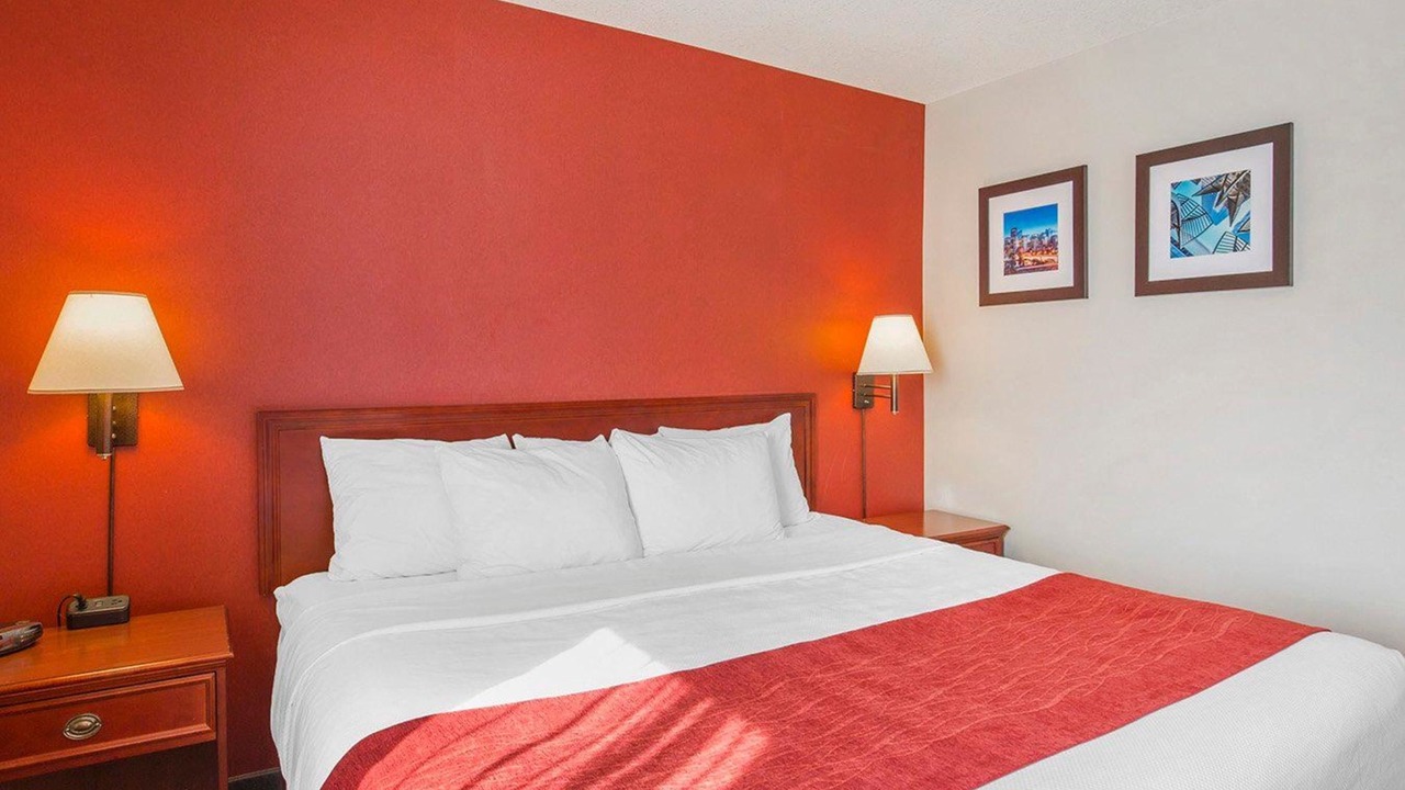 Photo of Bedroom in Banff Trail