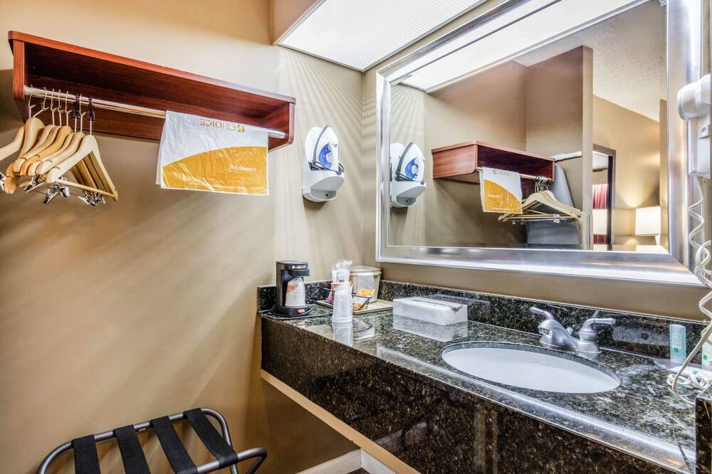 Photo of Bathroom in Bessemer