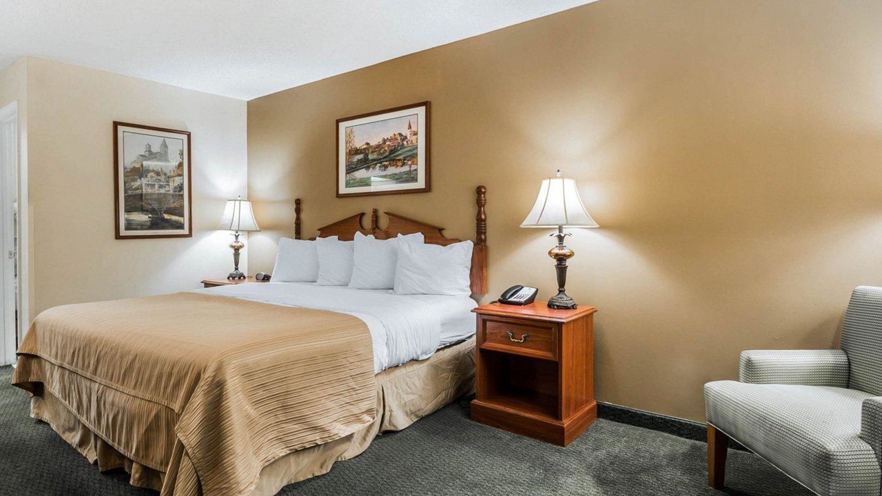 Photo of Bedroom in Bainbridge