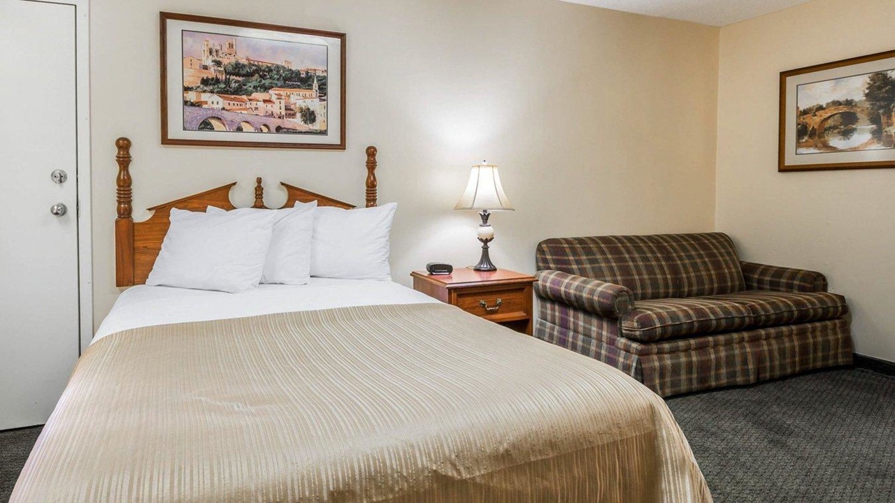 Photo of Bedroom in Bainbridge