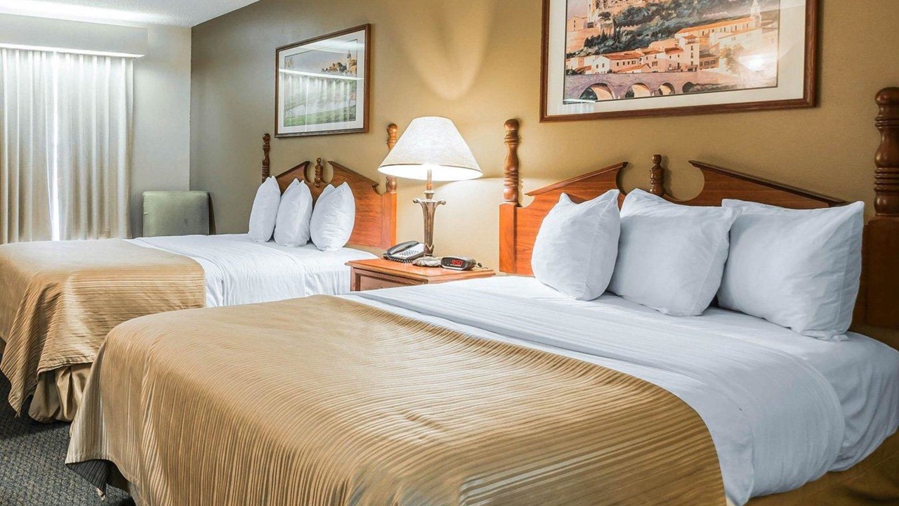 Photo of Others in Bainbridge