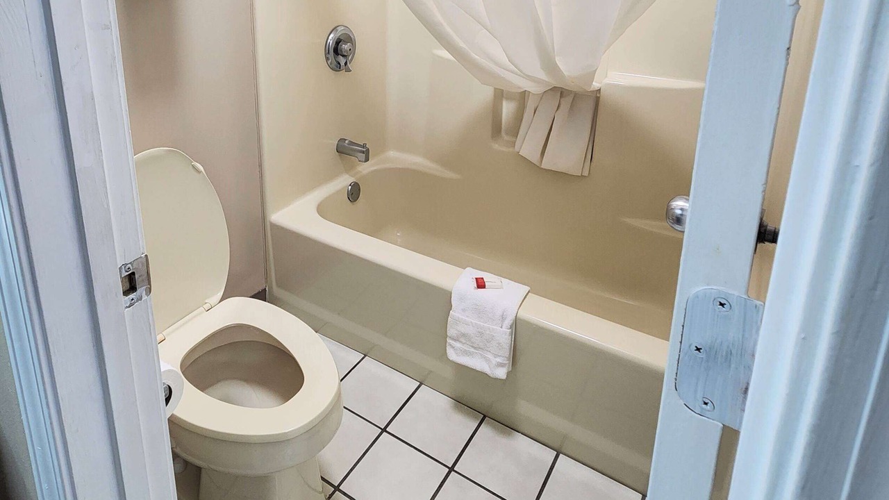 Photo of Bathroom in Eufaula
