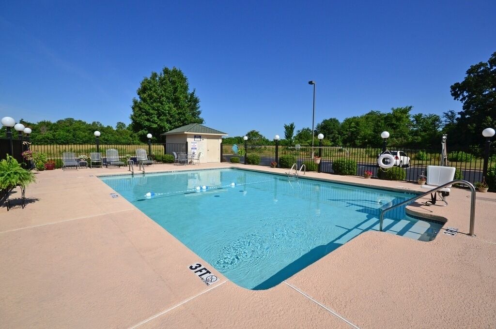 Photo of Outdoor in Neosho