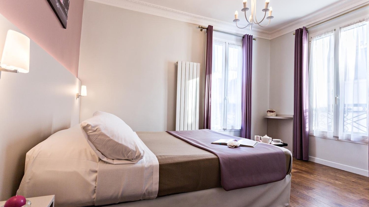 Photo of Bedroom in 11th Arrondissement