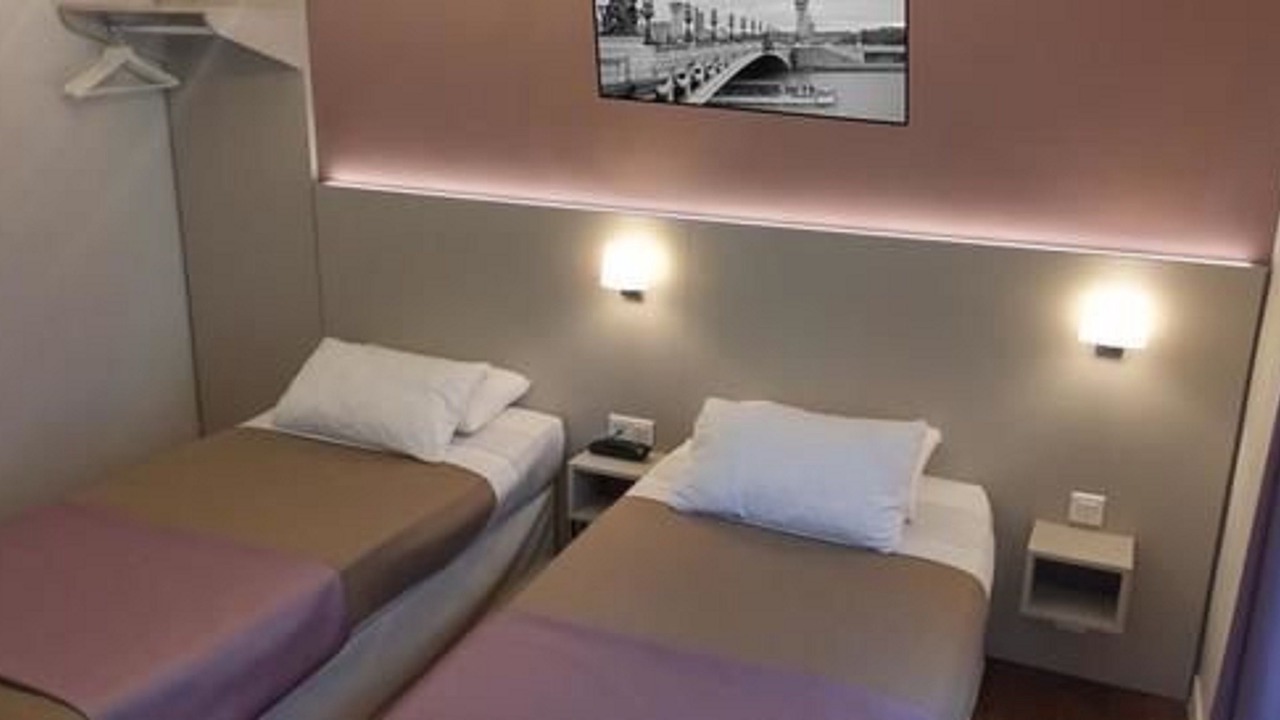 Photo of Bedroom in 11th Arrondissement