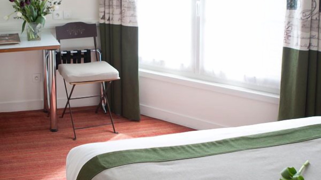 Photo of Bedroom in 13th Arrondissement