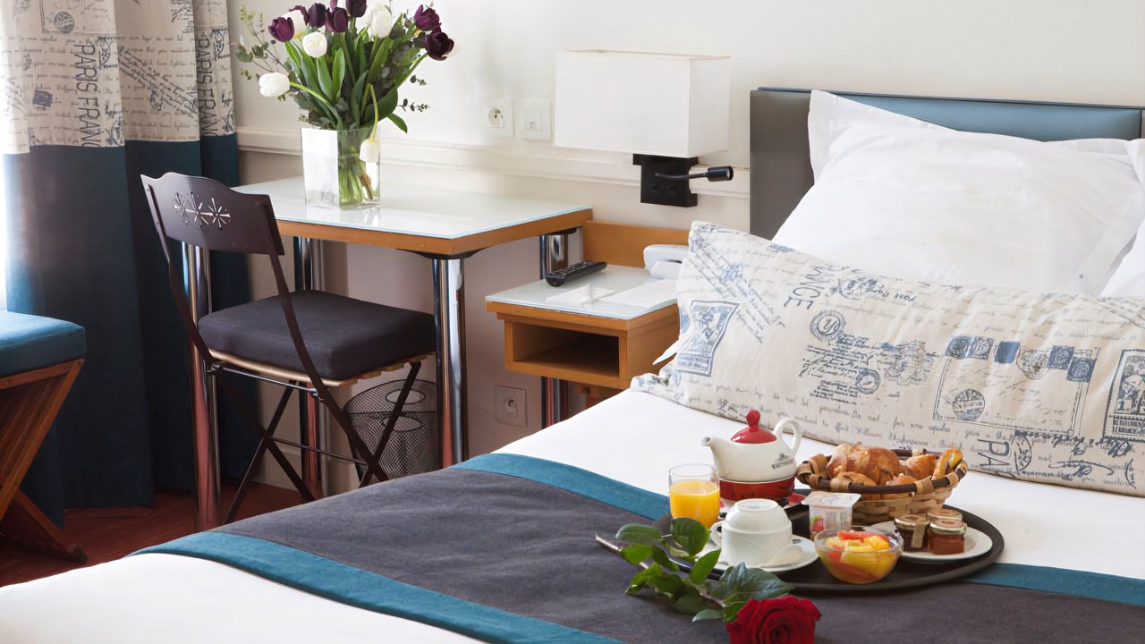 Photo of Bedroom in 13th Arrondissement