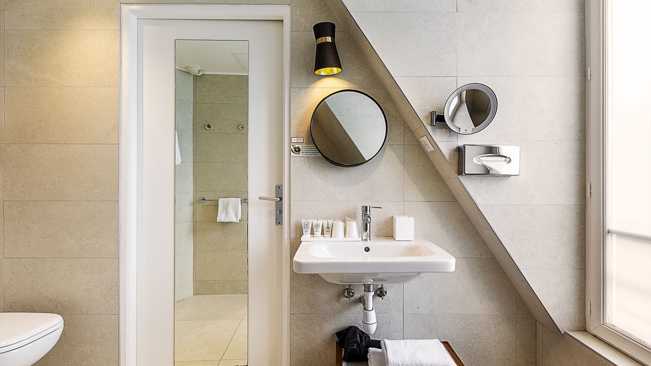 Photo of Bathroom in 13th Arrondissement