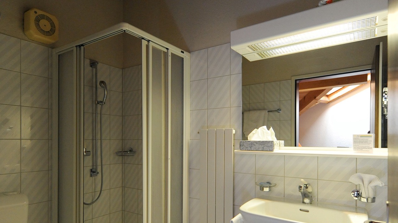 Photo of Bathroom in Durrenast