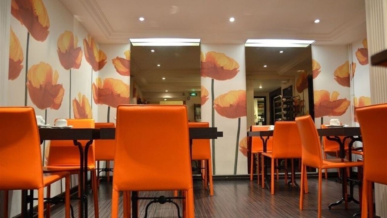 Photo of Others in Neuilly-sur-Seine