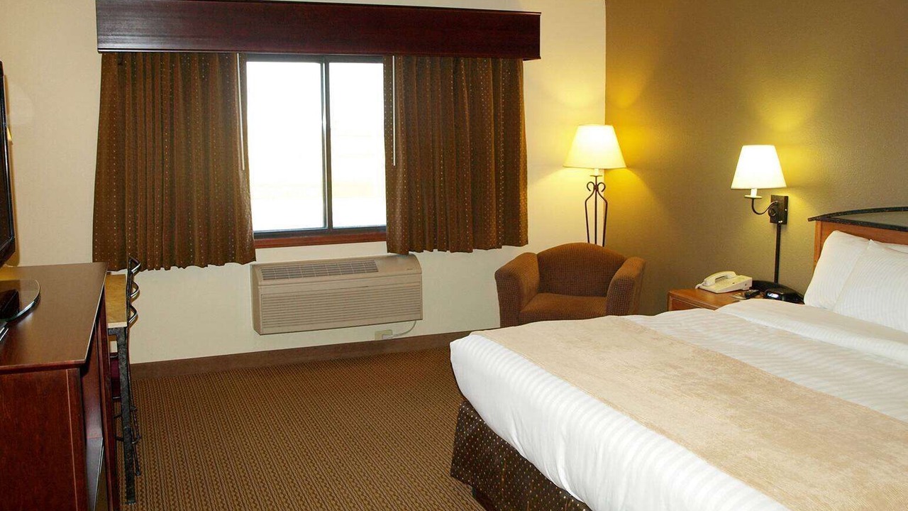 Photo of Others in Grimes