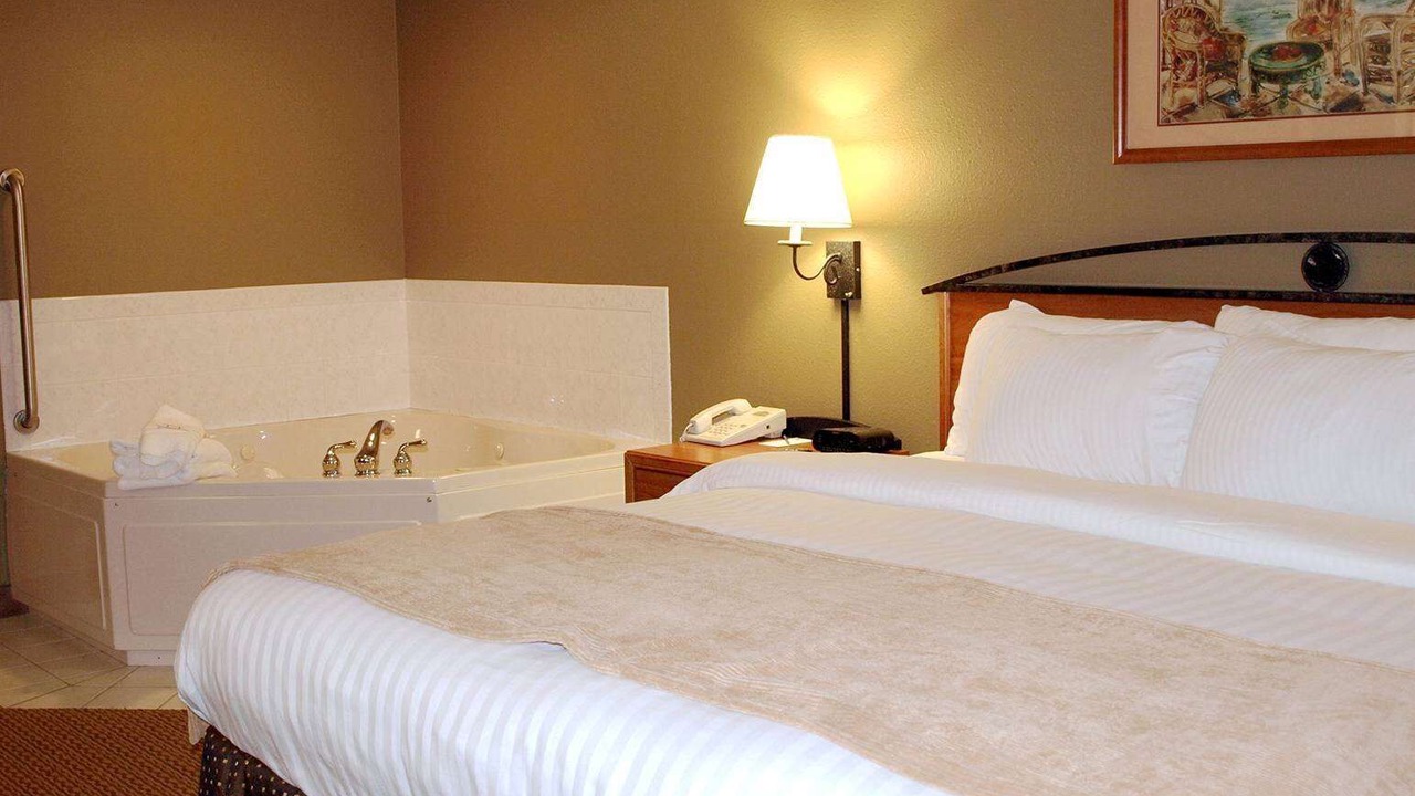 Photo of Others in Grimes