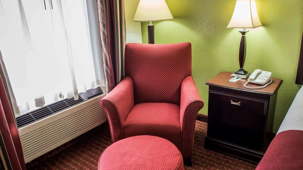 Photo of Bedroom in Chipley