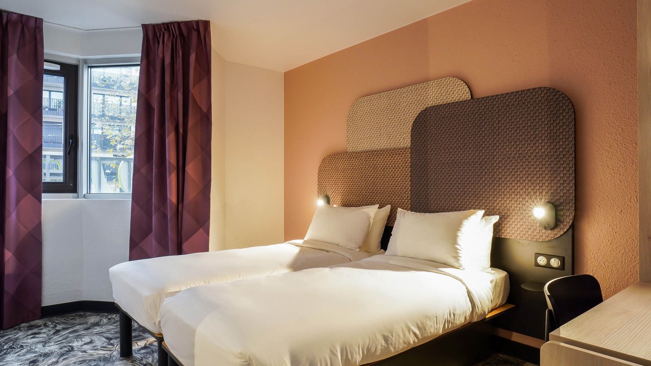 Photo of Bedroom in Chatillon