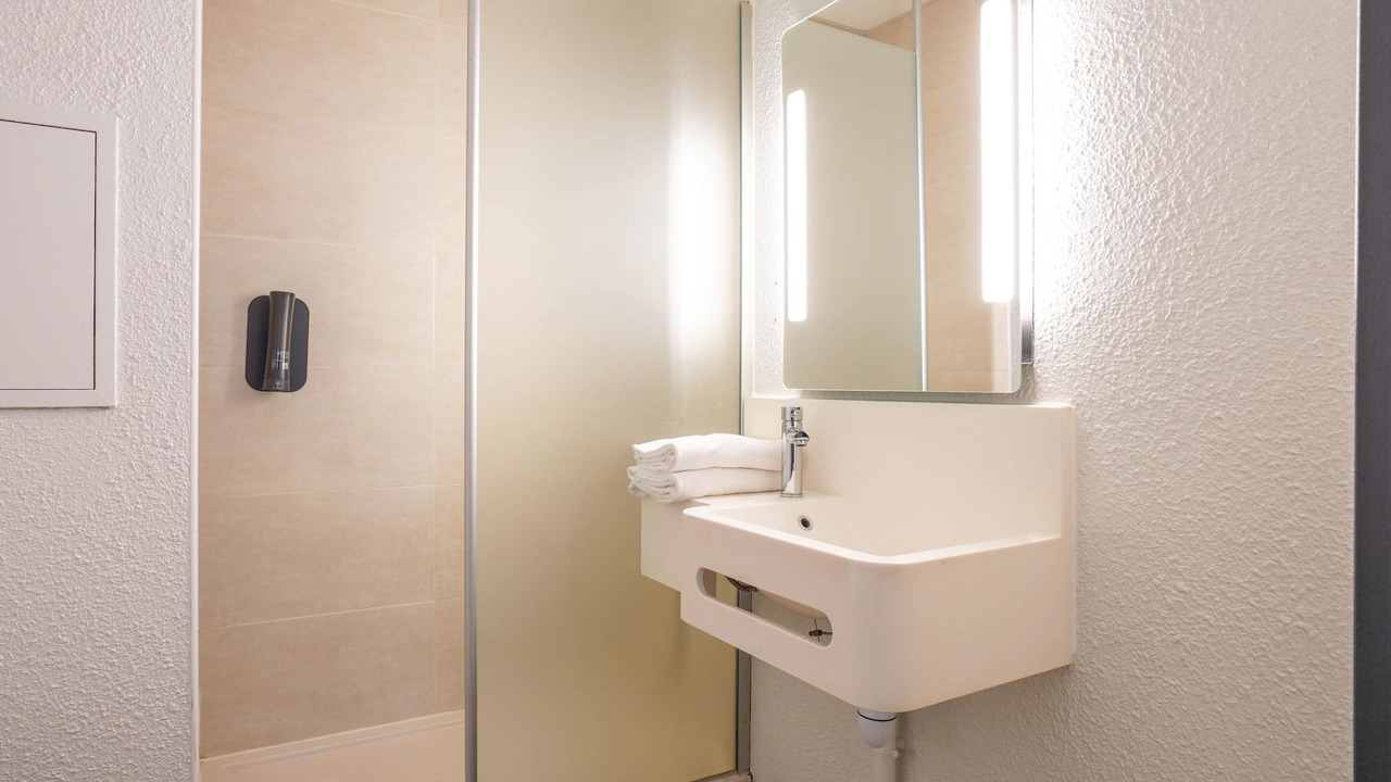 Photo of Bathroom in Chatillon