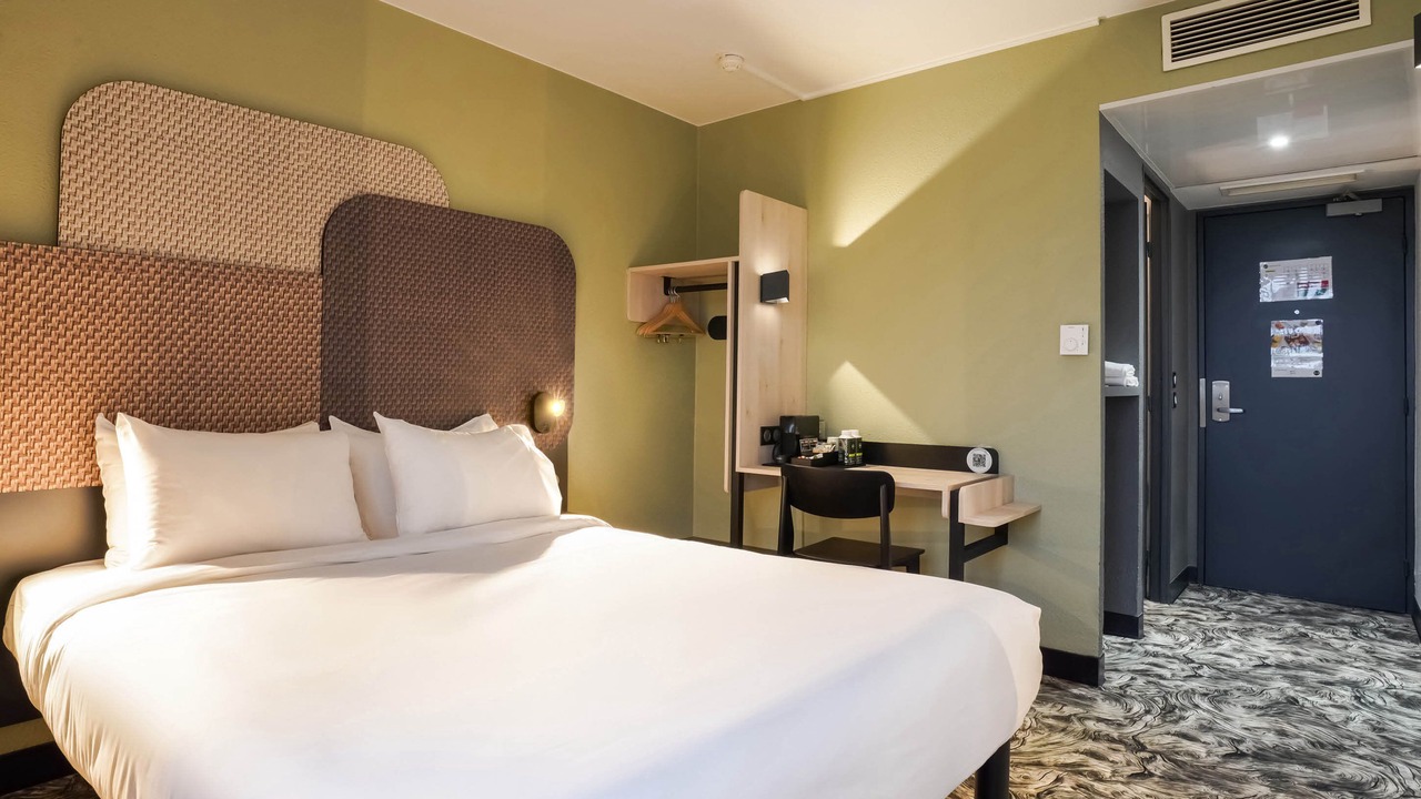 Photo of Bedroom in Chatillon