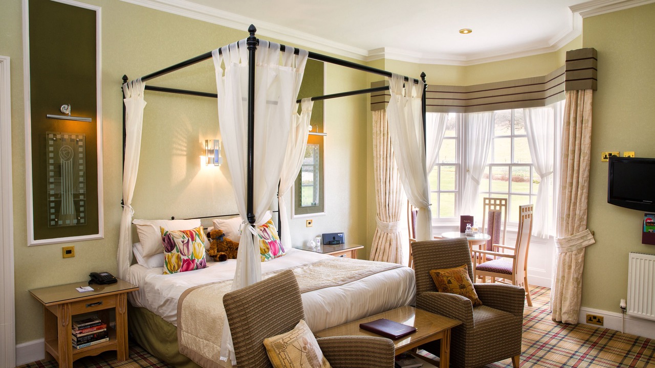 Photo of Others in Peebles