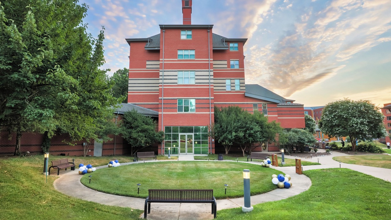 Photo of Outdoor in Gallaudet