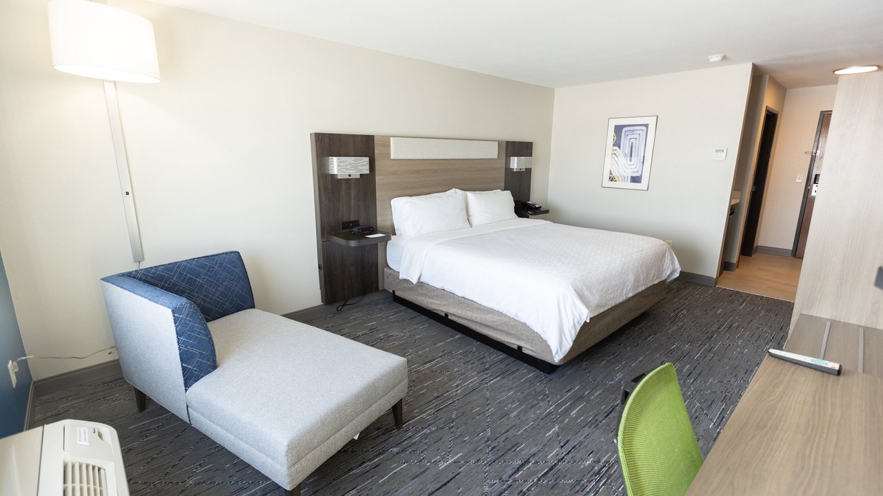 Photo of Bedroom in O'Neill
