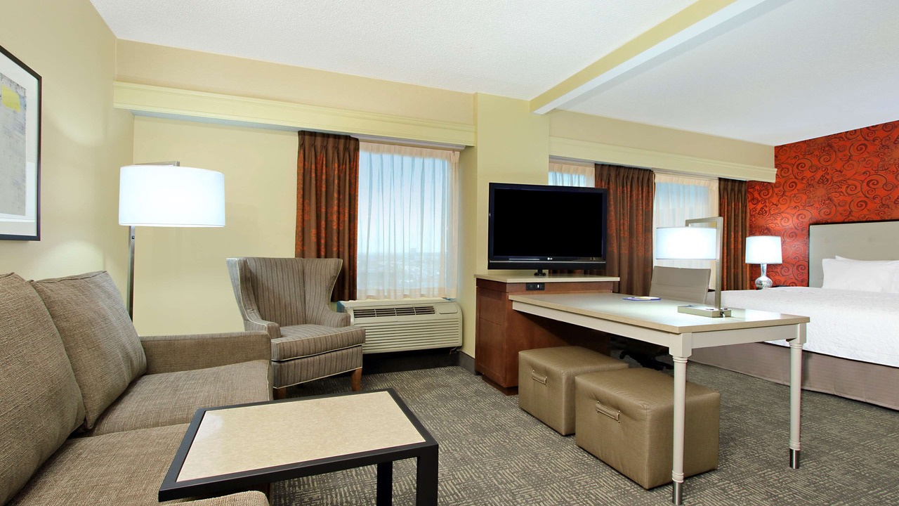 Photo of Bedroom in Arena District