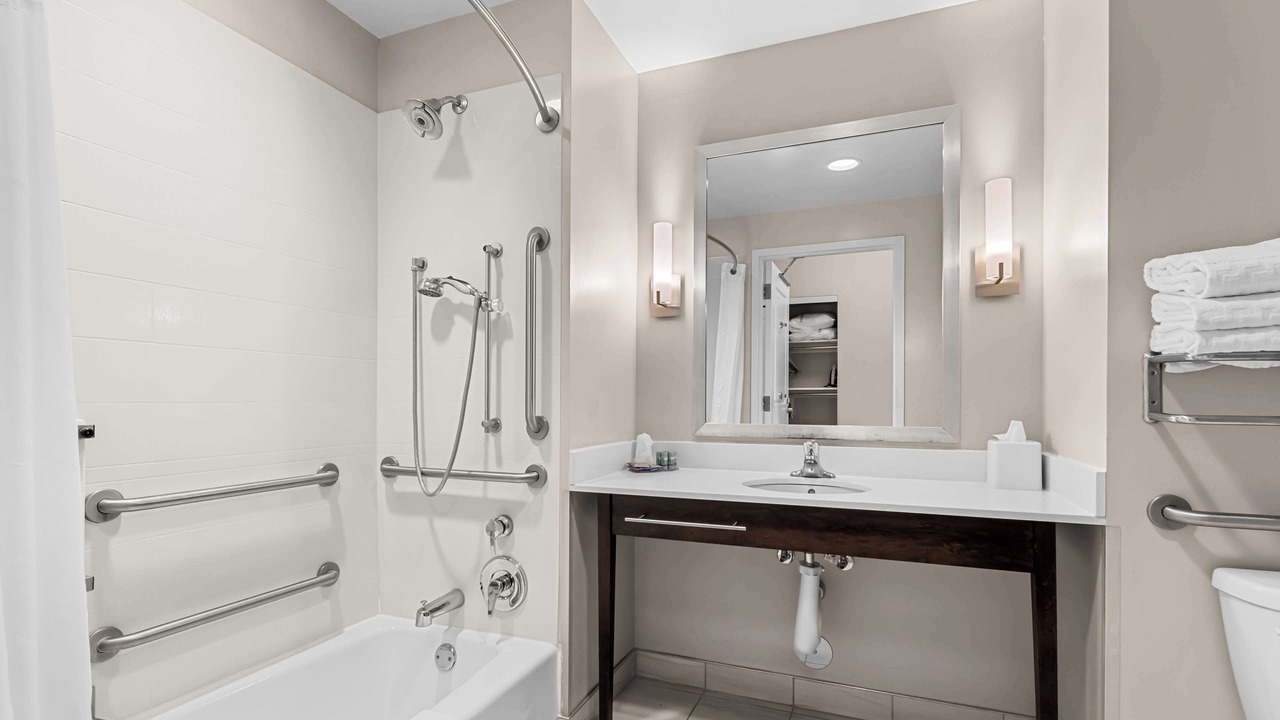 Photo of Bathroom in Gettysburg